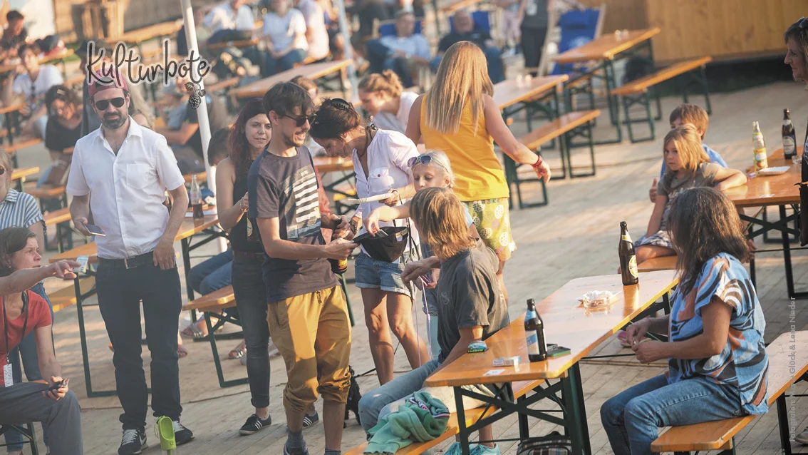 12. September | Dis M