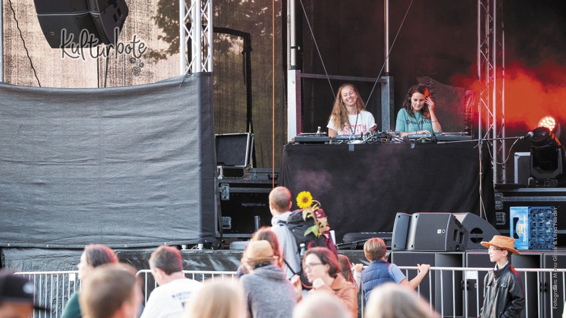 11. September | Django3000