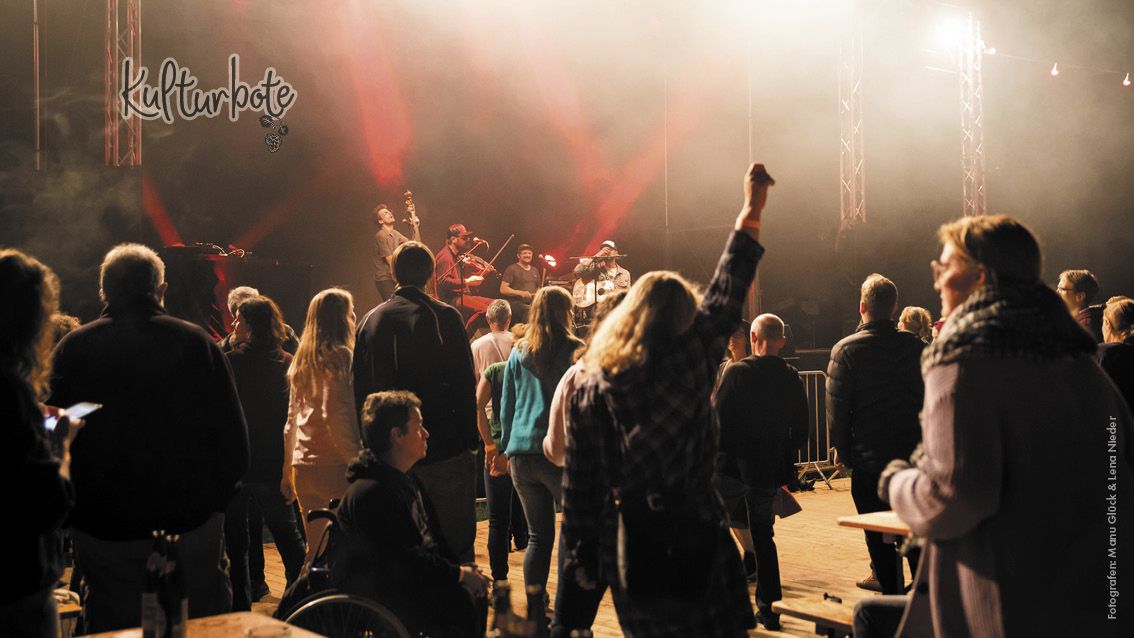 11. September | Django3000